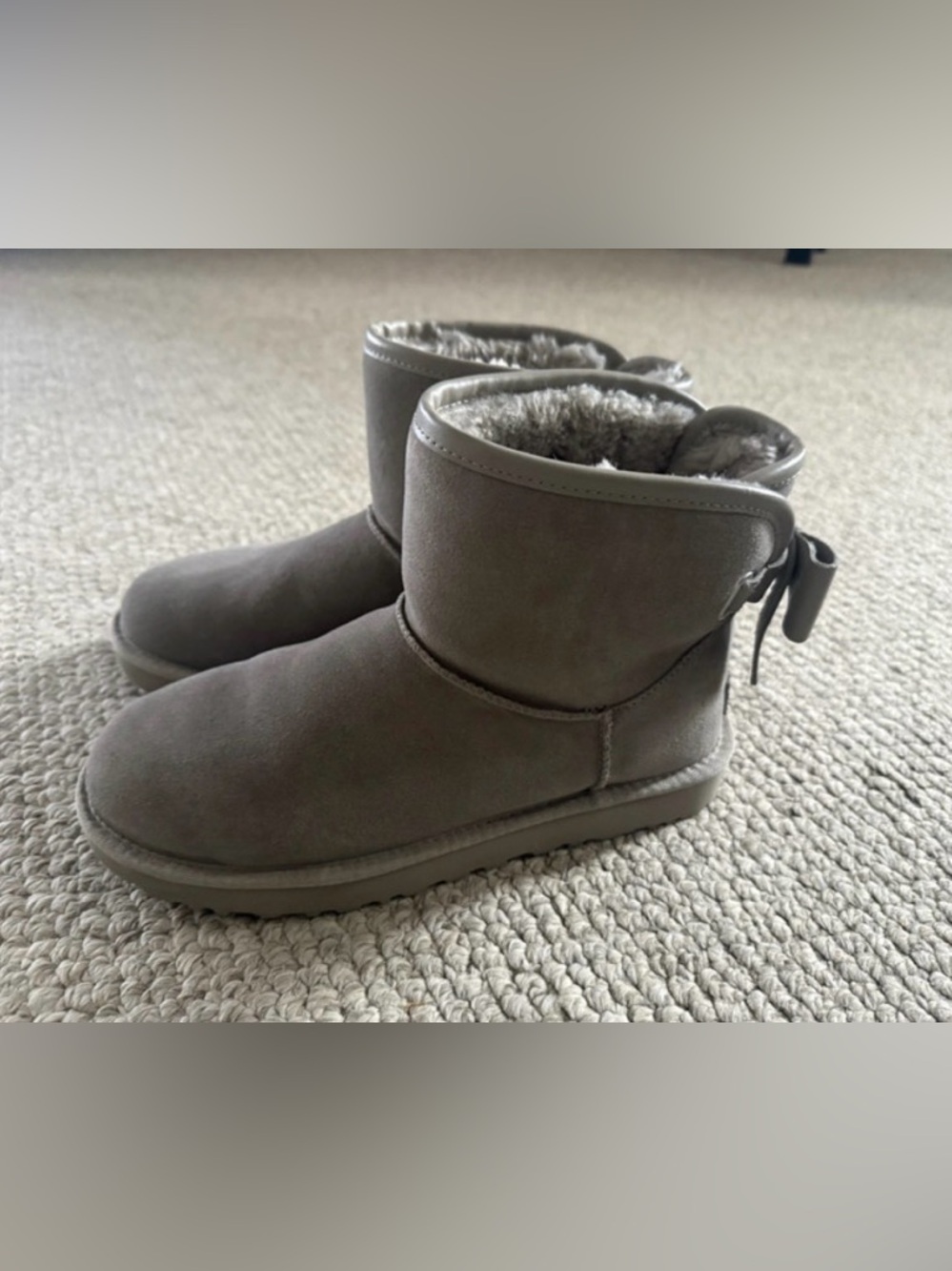 Cozy Uggs Short Shearling-Lined Boots in Taupe